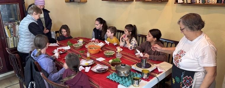 Великденска работилница събра деца в НЧ „Добруджа-2025“ (СНИМКИ)