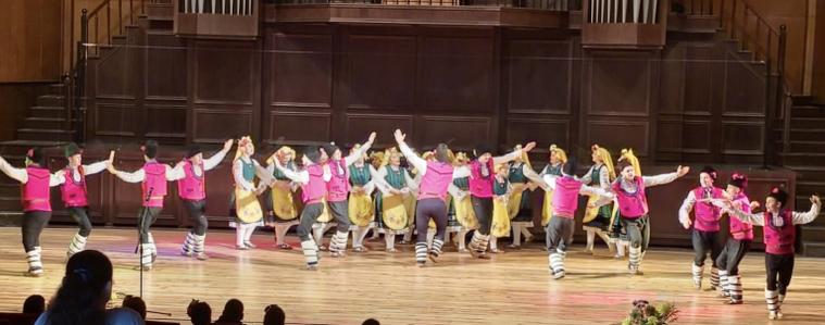 Заключителният етап на националния преглед на ЦИОФФ се провежда днес в зала "Добрич"