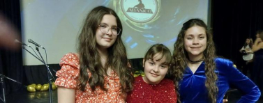 Отличия за Вокално студио „Палитра“ от международния конкурс „Abanico“ в София