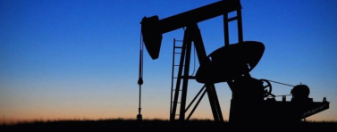 Петролът рязко поскъпна
