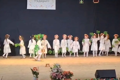 Деца от ДГ №27 „Славейче“ с първо място на фестивал в Шумен