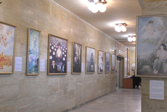 Изложба, посветена на универсалните човешки ценности, бе открита в Областна управа (ВИДЕО)