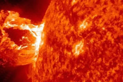 Мощна магнитна буря за събота, 4 април 2026: Прогноза от САЩ