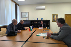 Областният управител обсъди състоянието на републиканска пътна мрежа в областта с ръководители от ОПУ-Добрич