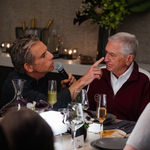 Ариана Гранде влиза в „Запознай се с техните“ – от  27 ноември в кината (ВИДЕО)