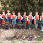 Малките таланти от ДГ "Слънчице" в Добрич с клип към авторската песен "Лазар иде"