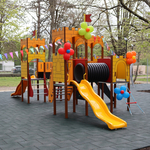 Нова детска площадка откриха в СУ „Никола Й. Вапцаров“ в Генерал Тошево