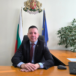 Поздрав на областния управител по повод професионалния празник на здравния работник