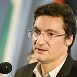 Ще поискам от Националния съвет на БСП вот на доверие, не го ли получа, подавам веднага оставка, каза Крум Зарков