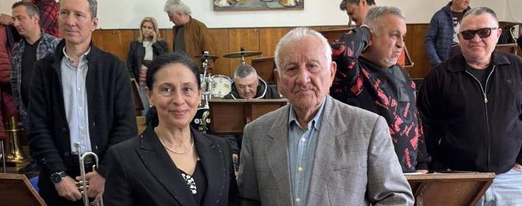 Духов оркестър - Добрич отбеляза 90-годишнината на дългогодишния музикант Господин Ников