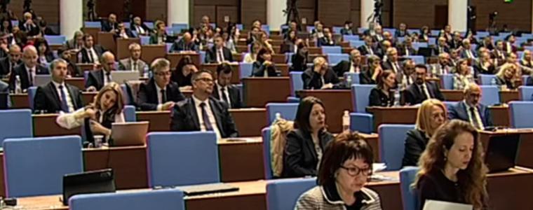 НС прие законодателни промени срещу високите цени на стоки и услуги