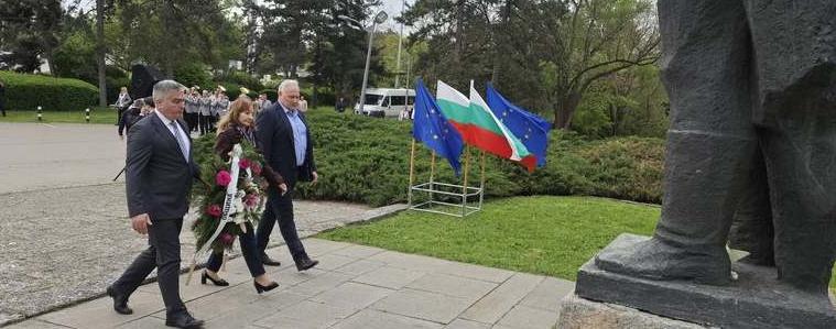 Община Добрич отбеляза Деня на Европа и 81 години от края на войната