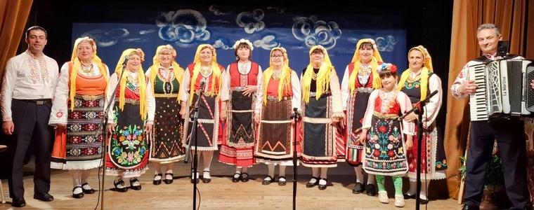 Певческа група „Огърлица“ с първи самостоятелен концерт в Добрич (ВИДЕО)