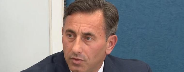 Спецов: „Лукойл Нефтохим Бургас“ удържа цените на петрола