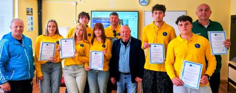 Спортното училище в Добрич посрещна гости от Румъния