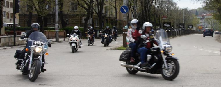 Утре откриват Мото сезона в Добрич, временно много от светофарите няма да работят