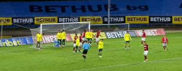 ФУТБОЛ: Добруджа с втора загуба с 0:3 на осветление в Добрич 