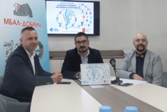 Близо 1000 деца в Добрич преминаха през безплатни прегледи за сколиоза, 5,5% от тях са в риск от заболяването (ВИДЕО)