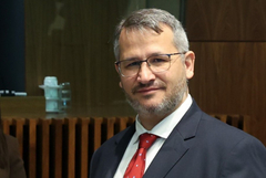 ЕК с нов пакет подкрепа за фермерите заради войната в Иран 