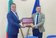 Новият областен управител Руслан Томов получи ключа на област Добрич