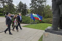 Община Добрич отбеляза Деня на Европа и 81 години от края на войната