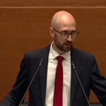 Пари има, но служебният кабинет прехвърля "горещия картоф" за дълга и дефицита на кабинета "Радев"