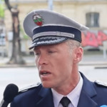 Пътна полиция ще глобява абитуриентите за висене от колите и липса на колани