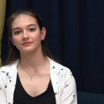 Ванеса Стоянова – дисциплинирано момиче, което успешно съчетава народни танци и журналистика (ВИДЕО)