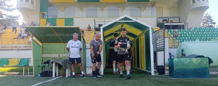 ФУТБОЛ: Повече въпроси, отколкото отговори, след първата тренировка на Добруджа (ВИДЕО)