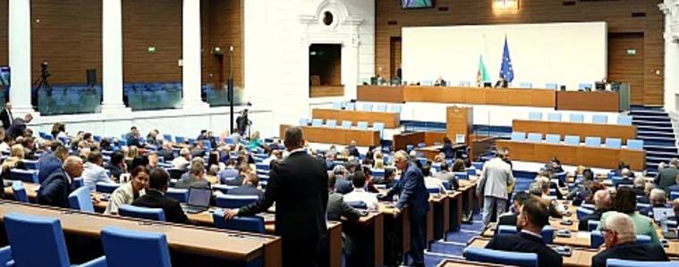 Изборите за нов ВСС до средата на октомври, решиха в парламента