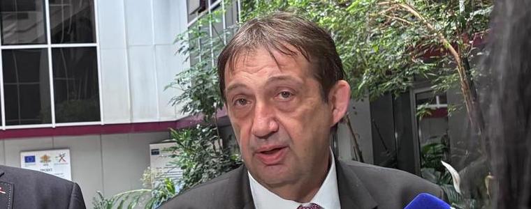 Министър Шишков: Пътните ремонти ще приключат до края на юни