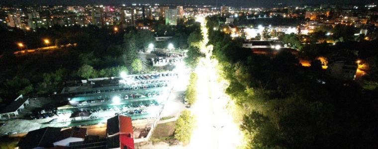 Община Добрич обнови системата за уличното осветление в града 