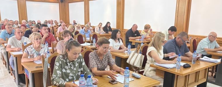 Общинският съвет одобри временни безлихвени заеми за два проекта на Община Добричка