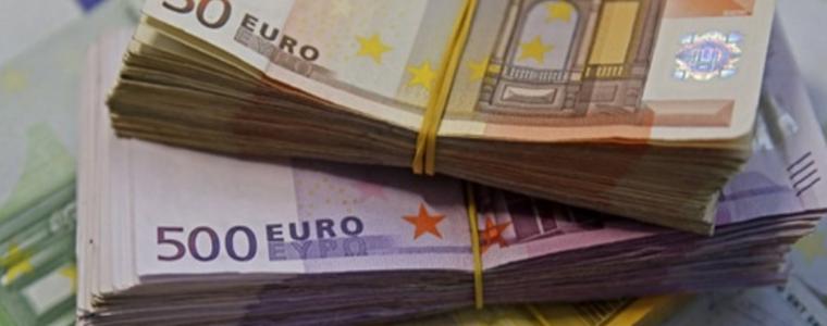 Средно по 3300 евро са натрупани в универсалните пенсионни фондове