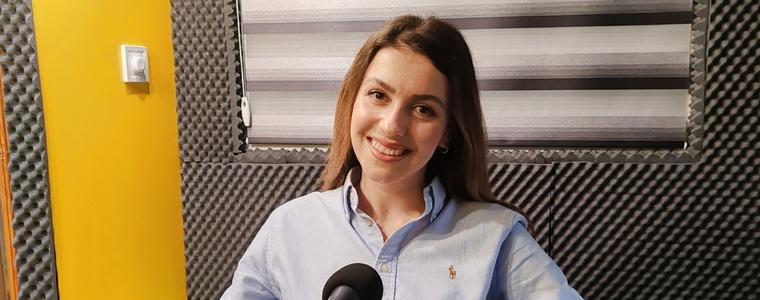 Стефани Маринова от Добрич: От музикалната сцена до работа в европейска институция в Брюксел