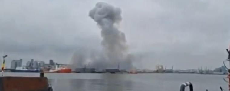 Украински морски дрон експлодира на пристанище Констанца