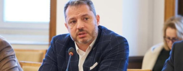 Делян Добрев напуска парламента. Отново