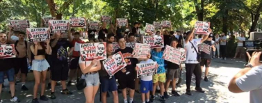Фенове на български тиктокър излизат на протест срещу задържането му