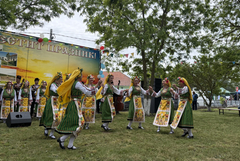 Богата музикална програма за празника на село Фелдфебел Денково (СНИМКИ)