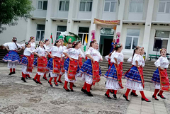 С музика, танци и празнична заря село Свобода отбеляза своя празник (СНИМКИ)