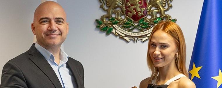 Мария Бакалова ще участва в кампанията на Министерството на туризма за популяризиране на България