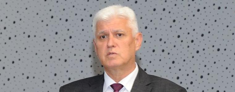 Министърът на отбраната: Няма нужда батарея "Пейтриът" да пази България