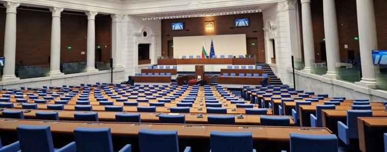 Парламентът прие на първо четене промени в Изборния кодекс