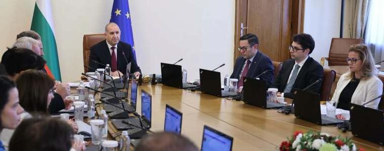 Румен Радев: Бюджетът за 2026 г. слага край на финансовата стъкмистика на сглобките