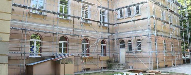 Започна енергийното обновяване на СУ "Никола Й. Вапцаров" в Генерал Тошево