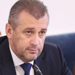 Държавни дружества с милионни задължения, но пък и с огромни заплати