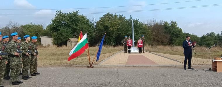 Генерал Тошево почете саможертвата на летците-герои