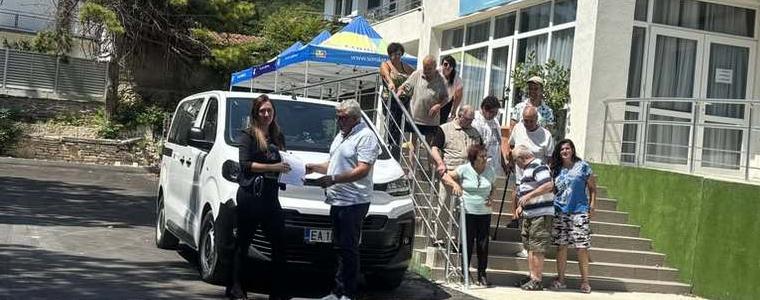 Нов електрически бус получи Дневният център за хора с увреждания в Балчик
