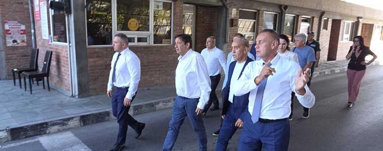 Регионалният министър Иван Шишков инспектира ремонти на републикански пътища в област Добрич