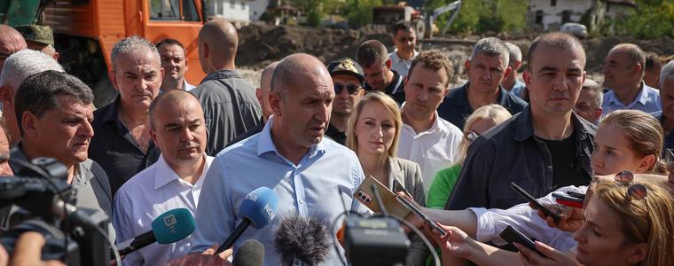 Румен Радев: Държавата няма да остави гражданите си на стихията
